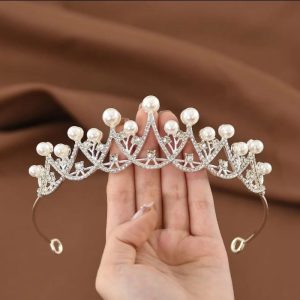 Trendy Wedding pearl Crown