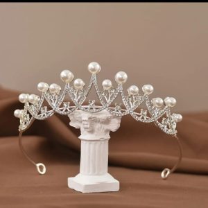 Trendy Wedding pearl Crown