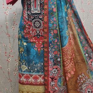 ইন্ডিয়ান থ্রিডি পিন্ড সিল্ক থ্রি পিস