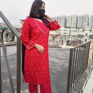 এম্বডারি কাজ করা ২-পিস