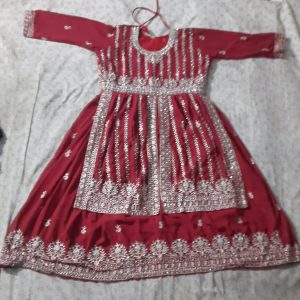পার্টি ড্রেস