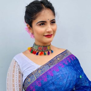 হাফ সিল্ক শাড়ি