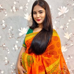 হাফ সিল্ক শাড়ি