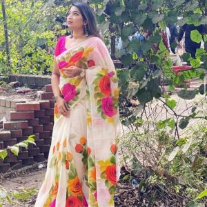হাফ সিল্ক হ্যান্ড প্রিন্ট শাড়ি