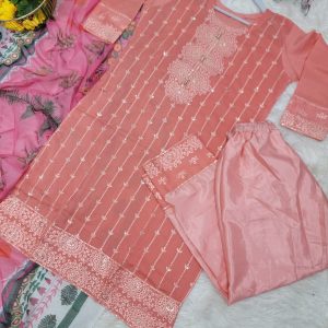 পাকিস্তানি পার্টি রেডি থ্রি-পিস